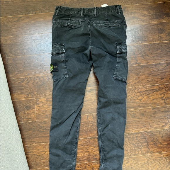 Stone Island Men’s Cargo Pants - Picture 5 of 6